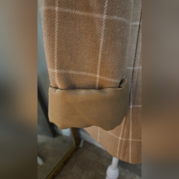 TALBOTS Vintage Wool Cashmere Tan Brown Plaid Windowpane Blazer Jacket. Size 8 - Picture 10 of 11